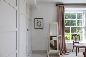 The Farmhouse at Broad Downs