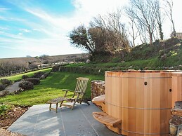 The Farmhouse at Broad Downs