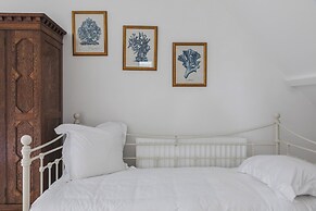 The Farmhouse at Broad Downs