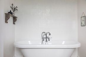 The Farmhouse at Broad Downs