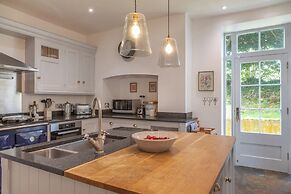 The Farmhouse at Broad Downs