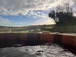 The Farmhouse at Broad Downs