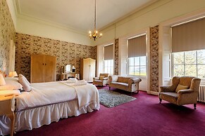 Cheviot Manor
