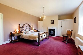 Cheviot Manor