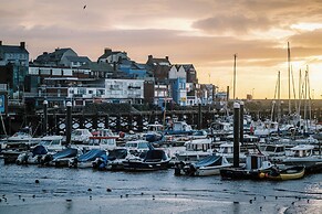 Calm Waters Luxury Beach House