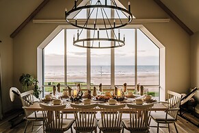 Calm Waters Luxury Beach House