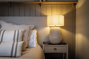 Calm Waters Luxury Beach House