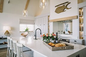 Calm Waters Luxury Beach House