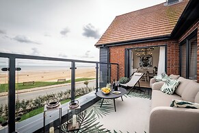 Calm Waters Luxury Beach House