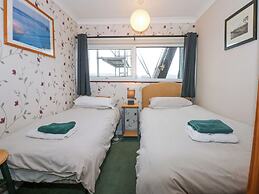 18D South Snowdon Wharf