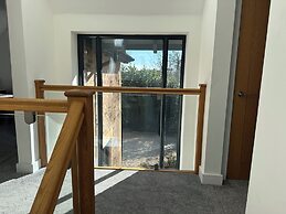 Woodside House