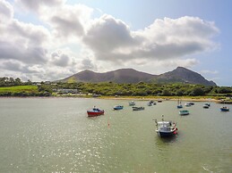 The Lodge at Tal Eryr