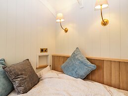 Evendine Hut @ Evendine Cottage