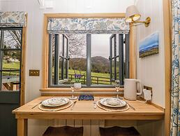 Evendine Hut @ Evendine Cottage