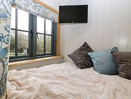 Evendine Hut @ Evendine Cottage