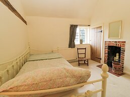 3 Malthouse Cottages