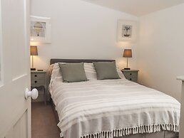 Sanctuary Cottage