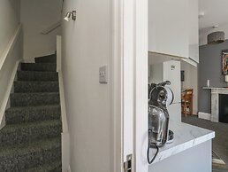 Flat 4 - Hengistdury