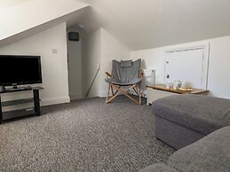 Flat 4 - Hengistdury