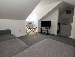 Flat 4 - Hengistdury
