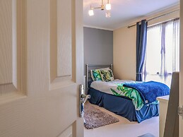 Owls Retreat, Lodge 11