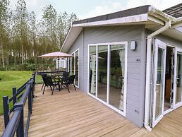 Owls Retreat, Lodge 11