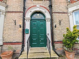 Wellington Lodge