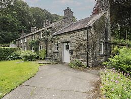 Glandwr Cottage