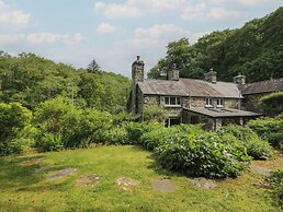 Glandwr Cottage