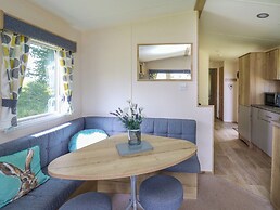 Caravan 6 at Blackmoor Farm