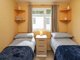 Caravan 2 at Blackmoor Farm