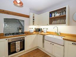 2 Loxter Villas