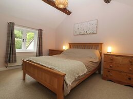 2 Loxter Villas