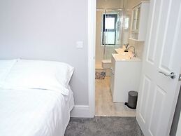 Shooting Star Cottage