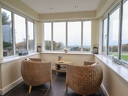 Ysgubor Newydd Parc Isaf