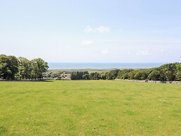Ysgubor Newydd Parc Isaf