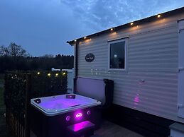Woodpecker Lodge