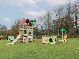 Woodpecker Lodge