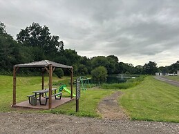 Woodpecker Lodge