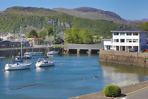 Glaslyn Harbour Views
