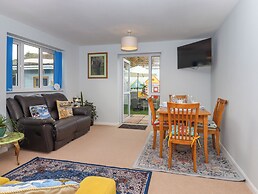 Brixham Breeze Cabin