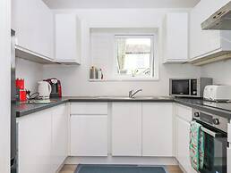 Brixham Breeze Cabin