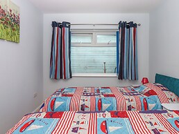 Brixham Breeze Cabin