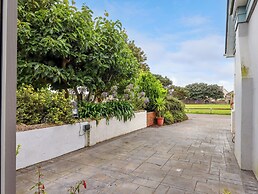 Brixham Breeze Cabin