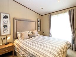 Lodge 26, Fishing Lakes