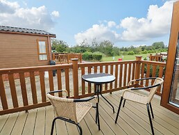 Lodge 26, Fishing Lakes