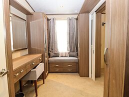 Lodge 26, Fishing Lakes