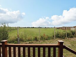 Lodge 26, Fishing Lakes