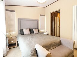 Lodge 26, Fishing Lakes