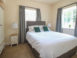 Sandown Park Cottage